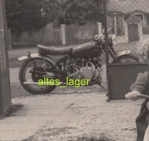 orig. Foto Motorrad Vincent HRD - Rapide B - AJS Norton Sunbeam Racing 1012 - Bild 1 von 2