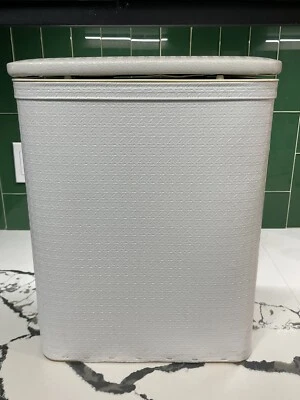 Redmon Vinyl Woven Laundry Clothes Hamper Basket Padded Lid 18" White - Image 1 of 4