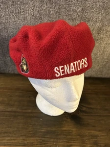 De colección CCM Ottawa Senators Hockey Rojo Boina Gorra Sombrero NHL #1 Ropa Mediana - Imagen 1 de 6