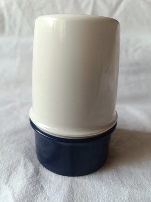 Tupperware Eierbox für ein Ei Weiß/Blau - Bild 1 von 4