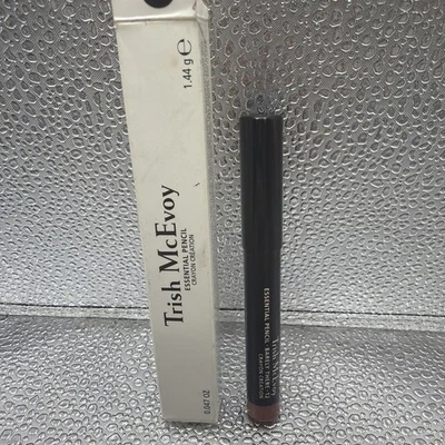 Lápiz esencial de labios Trish Mcevoy #12 nuevo en caja B2 apenas allí Foto 1 de 4