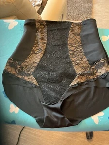 MARKS & SPENCER M&S MEDIUM CONTROL WAIST CINCHER BLACK; HIGH LEG SIZE 14 BNWOT - Picture 1 of 5