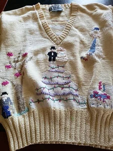 BEREK Wedding Anniversary Sweater Bride Groom Baby Old Couple Bottle Small #307 - Picture 1 of 12