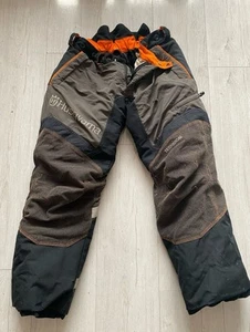 Husqvarna Chainsaw Trousers Size M Design C Colour Black Really Good Condition - Picture 1 of 9