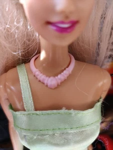 Foam And Colour Barbie 1995 Pink Necklace - Picture 1 of 3