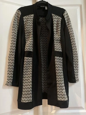 Chaqueta Chico's Travelers para mujer 1 mediana negra frente abierto jacquard hecha en EE. UU. Foto 1 de 4