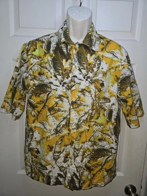 Valentino Shirt Men's Size Large Made In Italy Gold Emblem Hawaiian RARE Sand  - Image 1 of 4