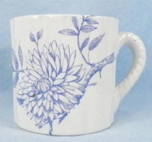 Shaving Mug Blue Chrysanthemum Flowers Porcelain Victorian Ribs Antique Beauty - Picture 1 of 7