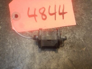 2000 SUZUKI RM 80 RADIATOR RUBBER ISOLATORS 4849 - Imagen 1 de 2