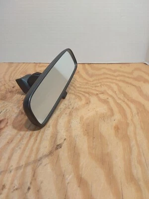 Espejo retrovisor Toyota Yaris 2008 Foto 1 de 2