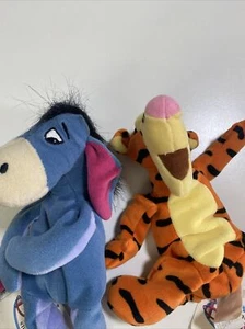 Mini bolsa de frijoles vintage de los parques Disney EEYORE y tigger Too 9" - Imagen 1 de 8