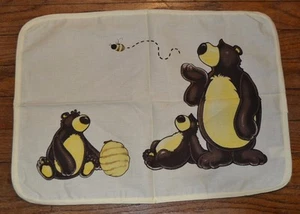 4 Teddy Bear Honey Bear Placemats Brand New 19.5" by 14" - Picture 1 of 2