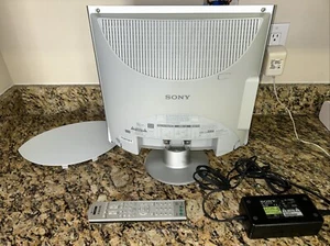 Sony LCD WEGA KLV-S15G10 15" 480i EDTV LCD Television - Retro Gaming - Picture 1 of 4