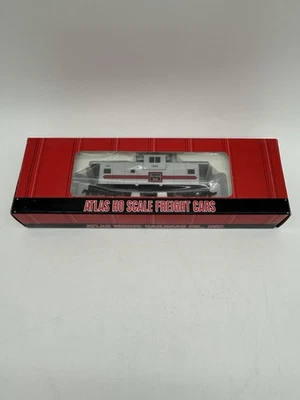 HO Atlas VTG Burlington Route Extended Vision Caboose CB&Q #13602 No1908 - Image 1 of 4