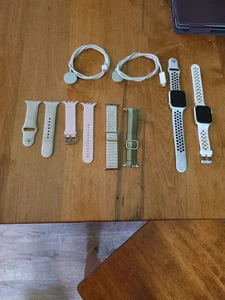 Apple Watch série 7 45 mm - Photo 1 sur 8