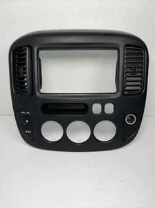 2001-2007 Ford Escape Mercury Mariner Heater Control Switch Dash Trim Panel 4x4 - Picture 1 of 13