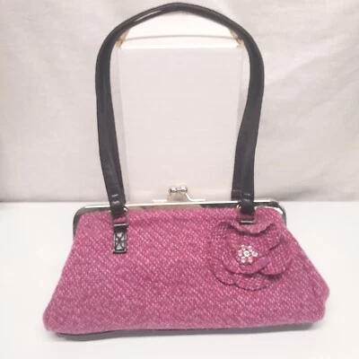 Bolso de mano/hombro pequeño floral púrpura con bloqueo de beso Foto 1 de 4