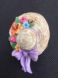 Hat With Flowers Country Charm Resin Lapel Pin - Picture 1 of 3