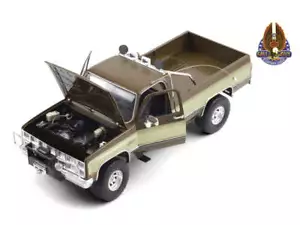 1982 GMC K-2500 Sierra Grande Wideside (Fall Guy) 1:18 Scale - Greenlight 13560~ - Picture 1 of 3