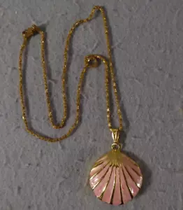 USB Flash Drive 8 GB Pink Sea Shell Necklace 22" Goldtone Enamel Data Storage - Picture 1 of 7