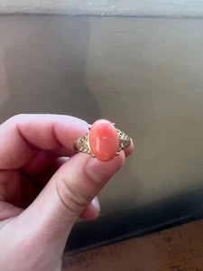 Vintage Solid 9ct Gold Cabochon Coral Ring Hallmarked , Size S 1/2 - Picture 1 of 10