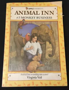 Animal Inn Series: Monkey Business by Virginia Vail (1987 PB) - Foto 1 di 5