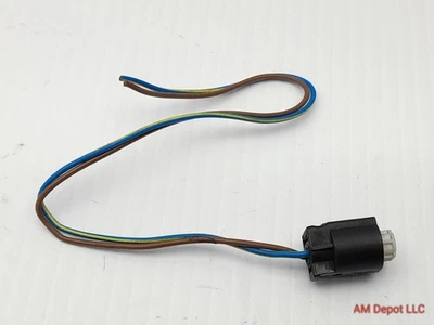 2011 BMW 535i 528i 550i F10 Fender Signal Marker Light Connector Pigtail  - Image 1 of 4