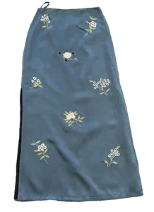 Tina Antoniades Women's Long Skirt BLUE 100% Silk Floral Embroidered Size Small - Picture 1 of 14