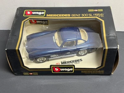 Classic Vintage 1954 Mercedes-Benz 300 SL Gullwing Burago Diecast Car 1:18 scale - Image 1 of 4