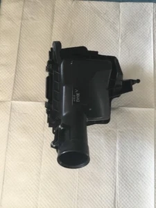 08-13 Infiniti G37 3.7L OEM Front Right Passenger Air Cleaner Box - Picture 1 of 6