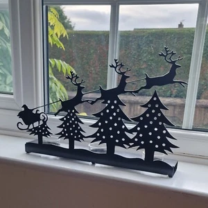 Santa and Reindeer Christmas candle holder - Picture 1 of 5