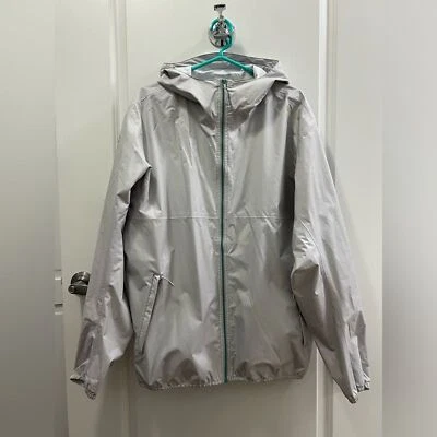 Chaqueta de lluvia blanca XL Helly Hansen 2020 Tokyo Olympics Broadcasting Service (OBS) Foto 1 de 4