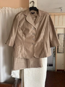 Le Suit Damen 2-teiliger Rockanzug Größe 12, hellbraun/beige, lange Ärmel - Bild 1 von 3
