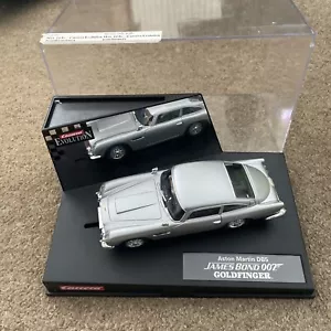 CARRERA EVOLUTION 1/32 SCALE JAMES BOND 007 ASTON MARTIN DB5 GOLDFINGER see/read - Picture 1 of 7