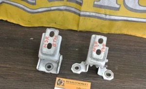 MEGANE MK3 2009-2014 PASSENGER SIDE REAR DOOR HINGES NSR WHITE - Picture 1 of 1