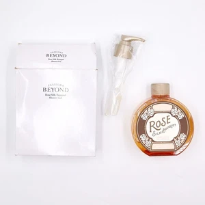 Avon - Gel de ducha Passion & Beyond Rose Silk-Bouquet - 300 ml / 10,1 oz - Imagen 1 de 1