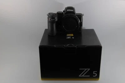 Nikon Z5 24MP Digitalkamera - TOP - vom 23.12.2024  - 111 Auslösungen - Bild 1 von 4