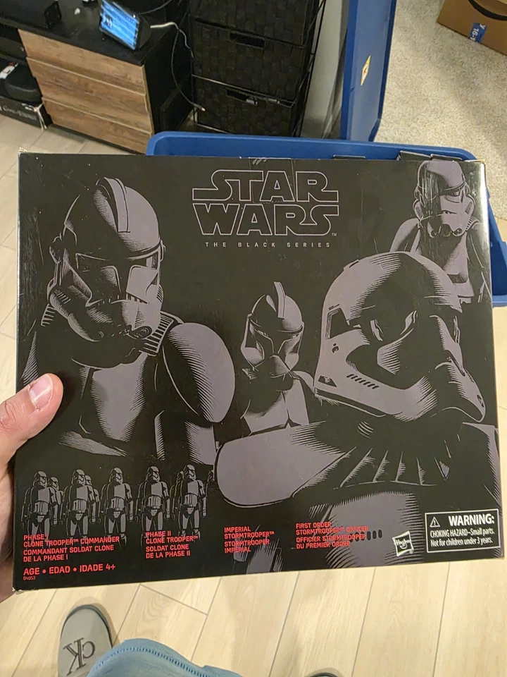 星球大战黑色系列 6 英寸第一阶段和第二阶段克隆部队,帝国和第一秩序 — 第 1/3 张图片
