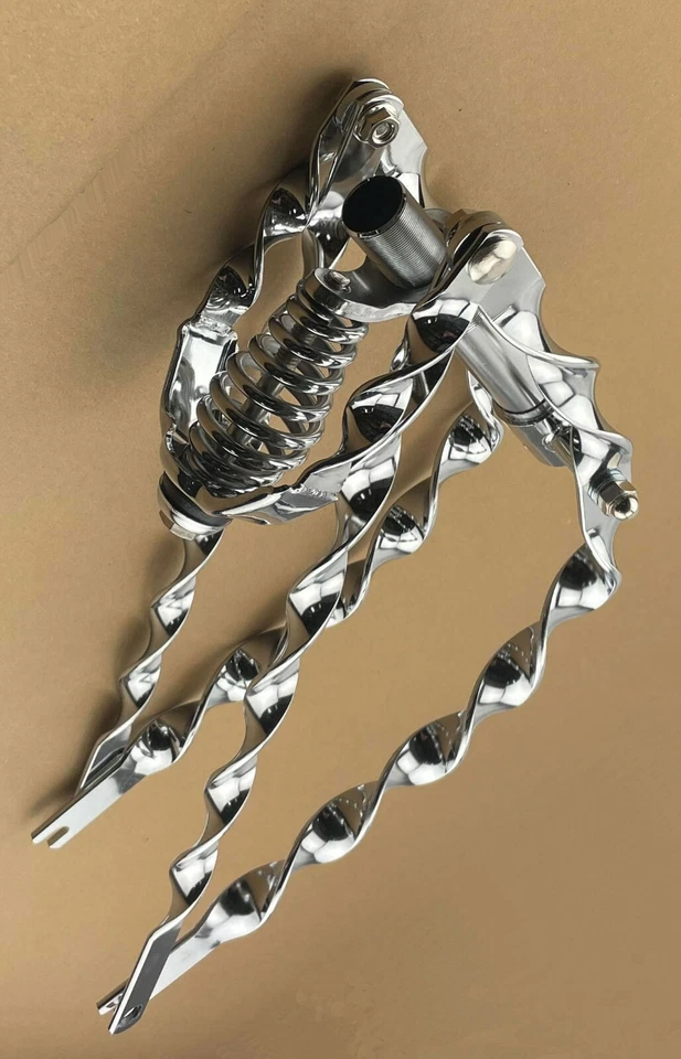 20 英寸老式低档铬制平底斜纹弹簧叉带平冠。 — 第 1/1 张图片