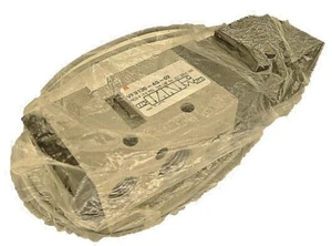 Válvula solenoide SMC VF3130-4G-02 vendedor de EE. UU. NUEVA SIN CAJA - Imagen 1 de 5