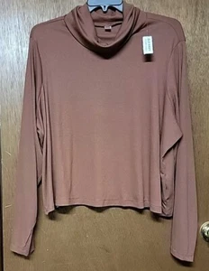 NWT Woman OLD NAVY Lt Weight Mocha BROWN Rayon & Viscose Turtleneck Knit Top - Picture 1 of 2