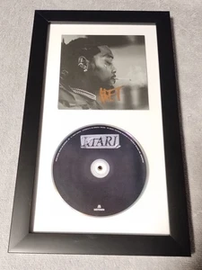 TARJETA DE ARTE CD KIARI FIRMADA OFFSET PRUEBA FIRMADA POR MIGOS - Imagen 1 de 1