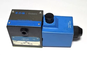 Vickers DG4S4-012A-U-H-60-LH Hydraulic Directional 24VDC Solenoid Valve - Picture 1 of 6