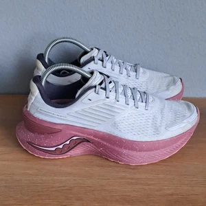 Saucony Endorphin Shift 3 sportliche Sneaker in Fog Peony Damen 8 39 - Bild 1 von 11