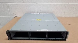 Boîtier de commande IBM V5000 Gen2 24x 2,5'' SFF 16G Fibre Channel 2078-124 - Photo 1/4