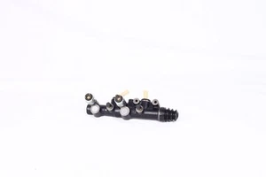 BRAKE MASTER CYLINDER MERCEDES 1017AF TRUCKS A 000 295 8706 - Picture 1 of 2
