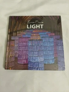 Bruce Munro "Light" **Mint Condition** Book Brand New Sealed  - Imagen 1 de 2