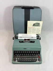 OLIVETTI Lettera 32 Typewriter Revised + New Ribbon 1970s - Picture 1 of 8