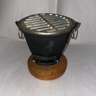 VTG KONRO Type Japanese Mini Hibachi Grill Tabletop Cast Iron Round Grill Japan  - Image 1 of 4