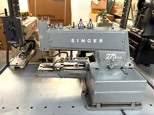 SINGER JAPONÉS 275E11 COSTURA DE BOTÓN CON CABEZAL DE ABRAZADERA/O MÁQUINA DE COSER INDUSTRIAL - Imagen 1 de 7
